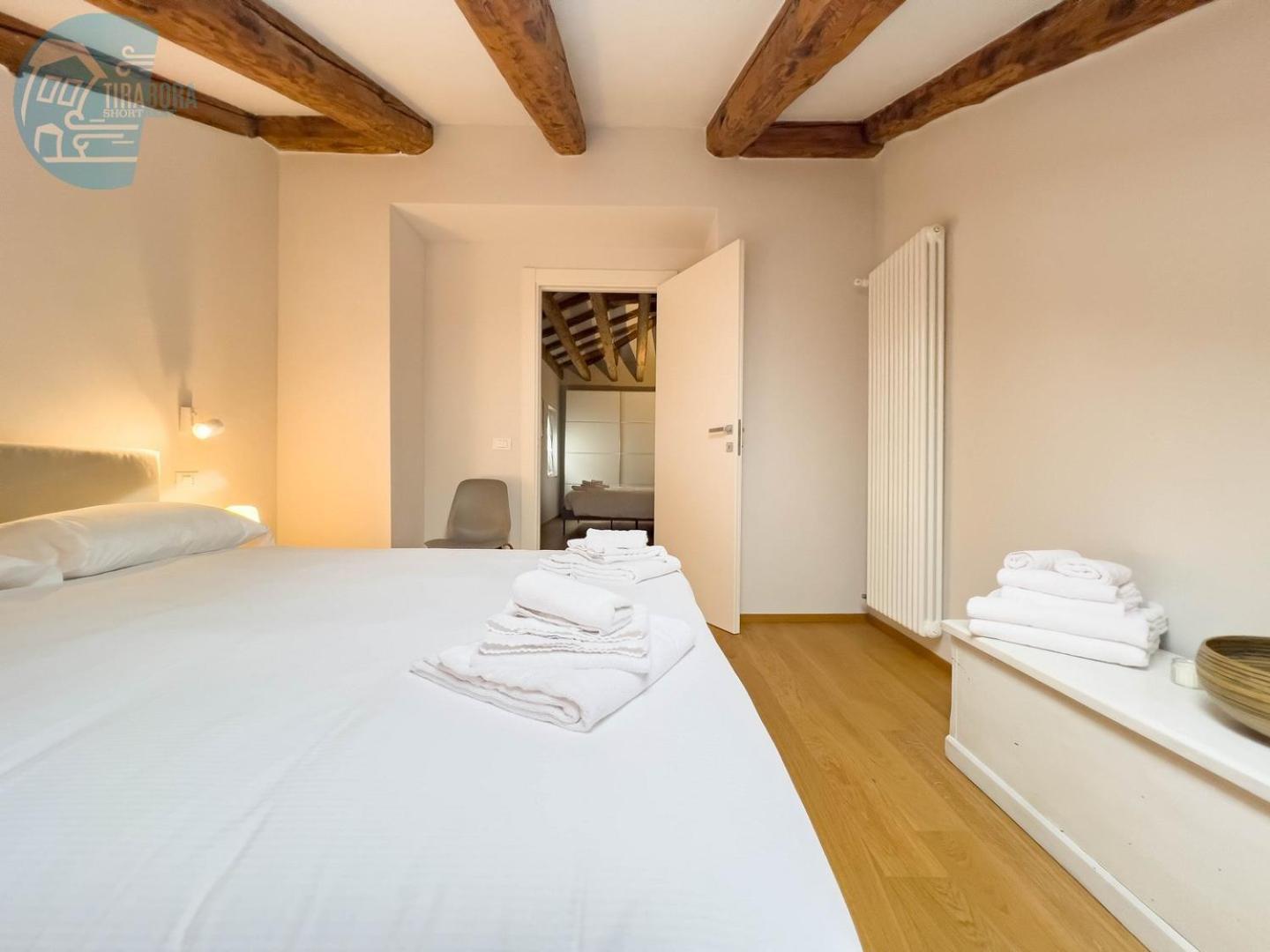 Mazzini 9 Tirabora Short Rent Appartement Triëst Buitenkant foto
