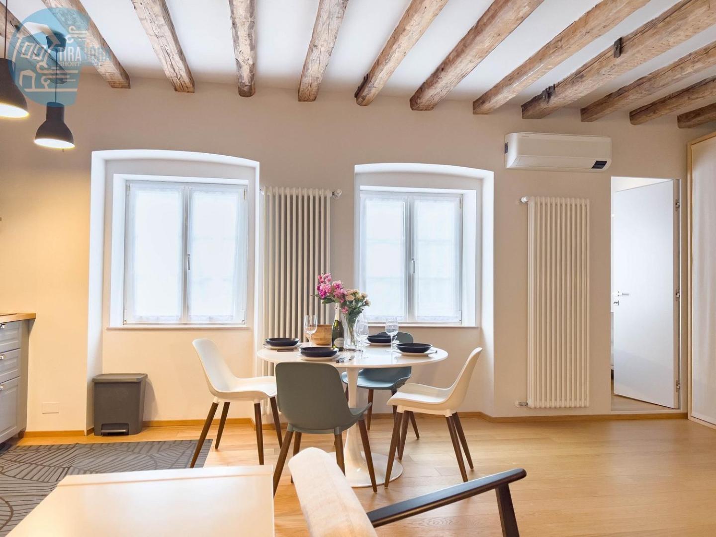 Mazzini 9 Tirabora Short Rent Appartement Triëst Buitenkant foto