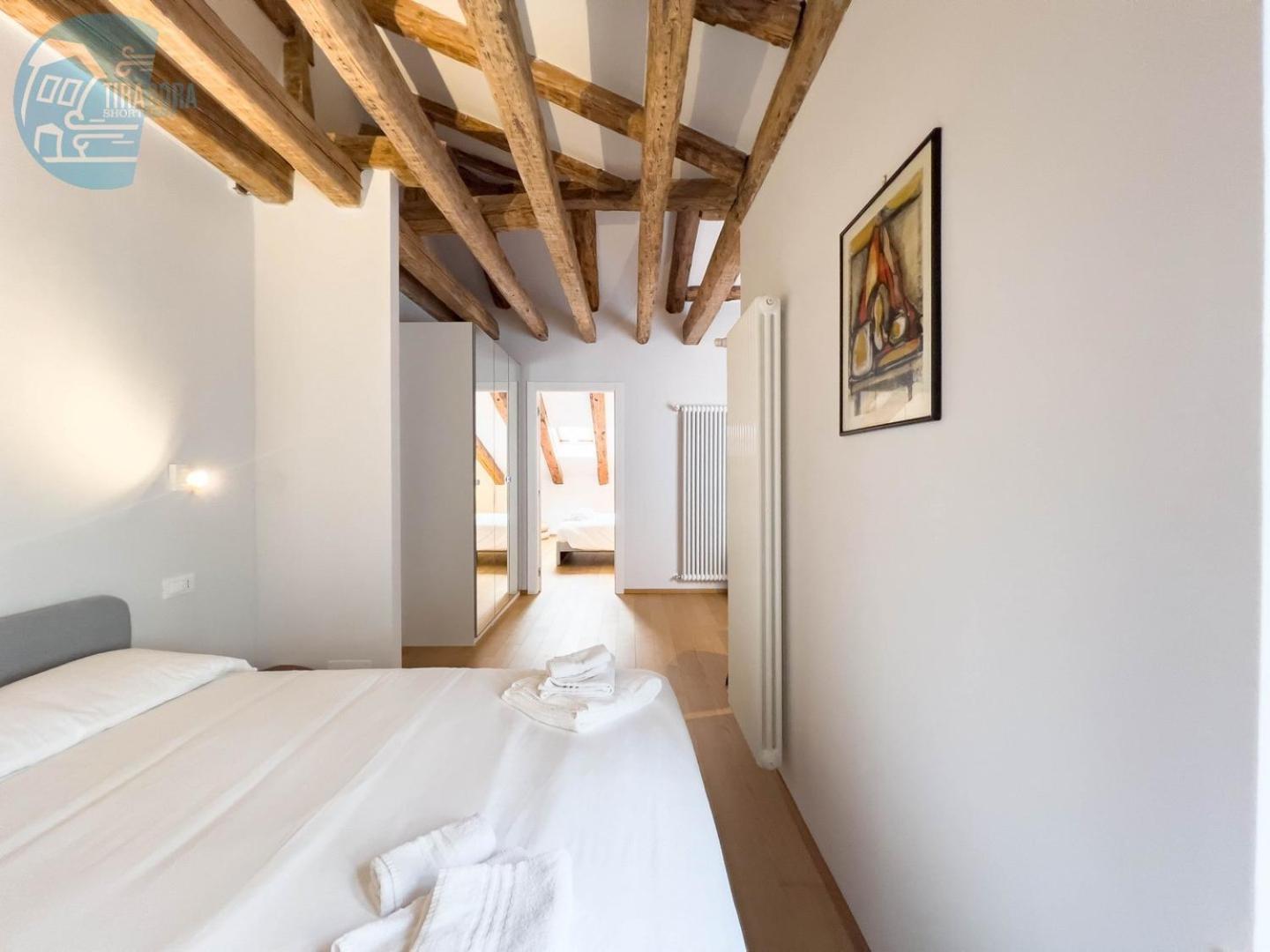 Mazzini 9 Tirabora Short Rent Appartement Triëst Buitenkant foto